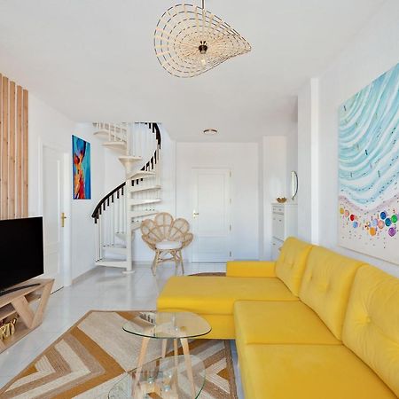 Apartamento La Fiesta, 250 M To The Sea Plus Swimming Pool Torrevieja Zewnętrze zdjęcie